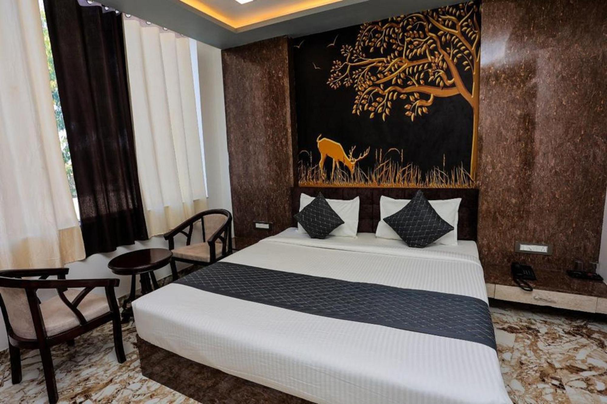 Hotel Eagle Inn 우다이푸르 외부 사진