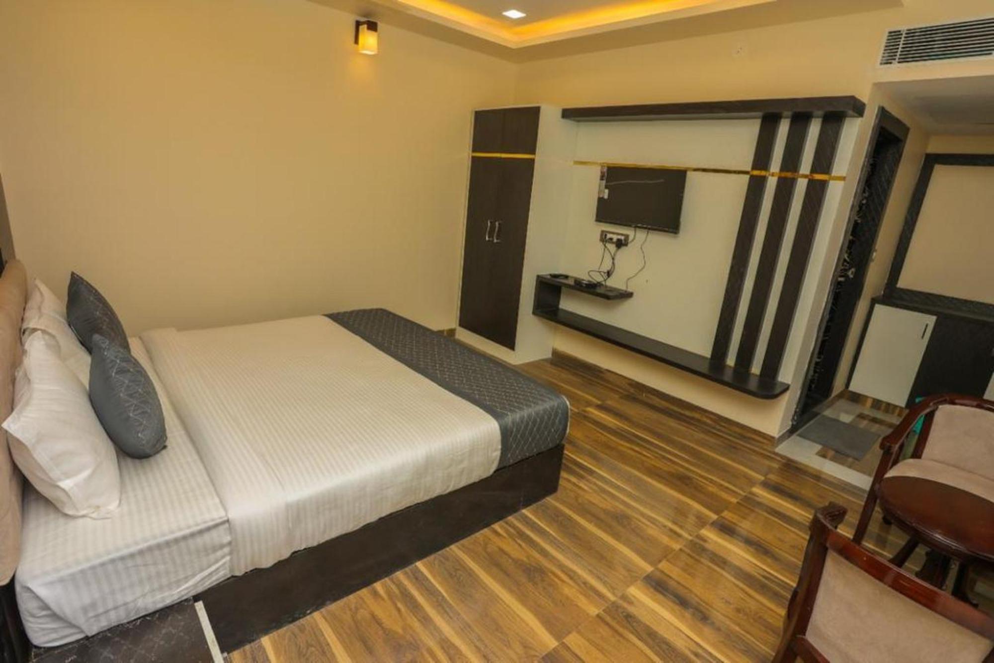 Hotel Eagle Inn 우다이푸르 외부 사진